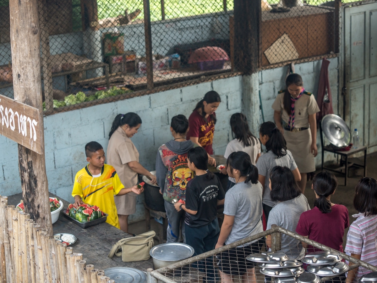 เปลี่ยนอาหารในถาดหลุมโรงเรียน ให้ทุกวันเป็นมื้อพิเศษ